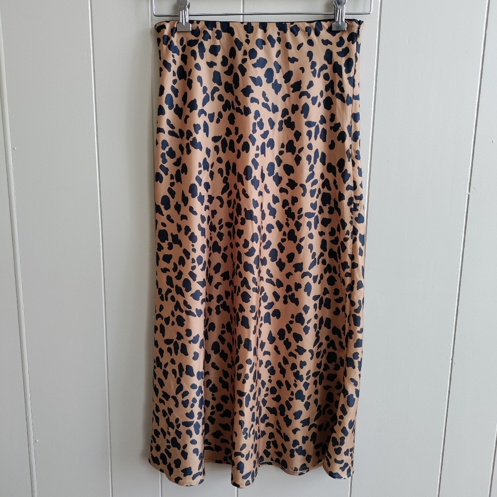 UO Animal Print Maxi Skirt Size M